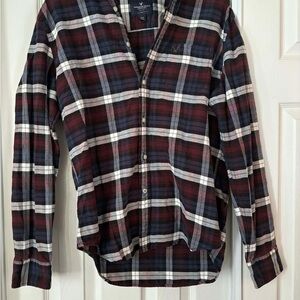 Men’s American Eagle Outfitters Classic Plaid Shirt Flannel - Maroon and Blue